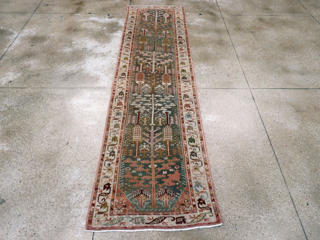 Vintage Persian Malayer Runner, No.27805 - Galerie Shabab