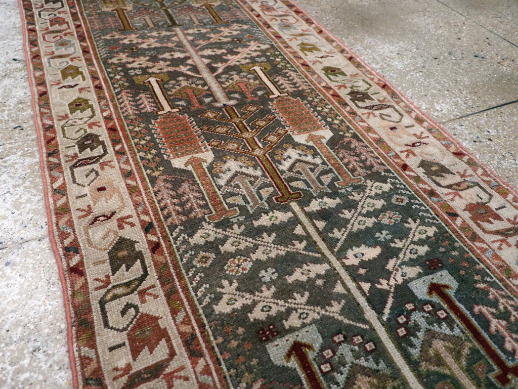 Vintage Persian Malayer Runner, No.27805 - Galerie Shabab