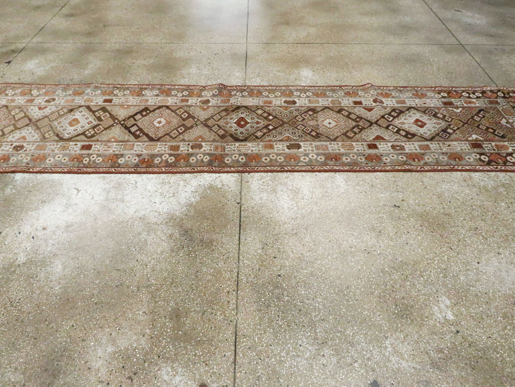 Vintage Persian Malayer Runner, No.27806 - Galerie Shabab