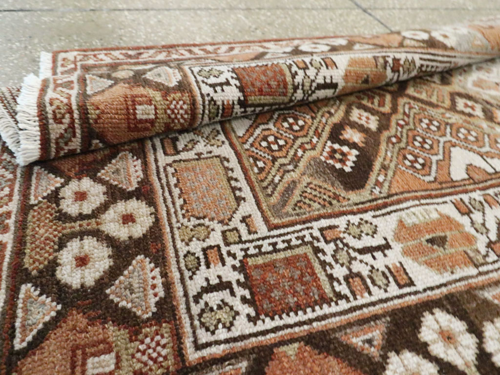 Vintage Persian Malayer Runner, No.27806 - Galerie Shabab