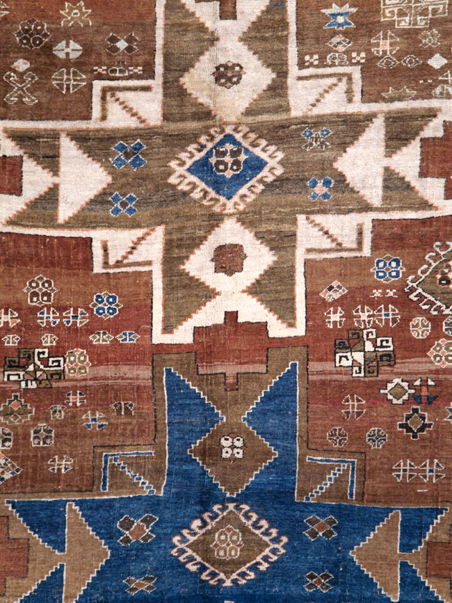 Vintage  Caucasian Kazak Rug, No.27814 - Galerie Shabab