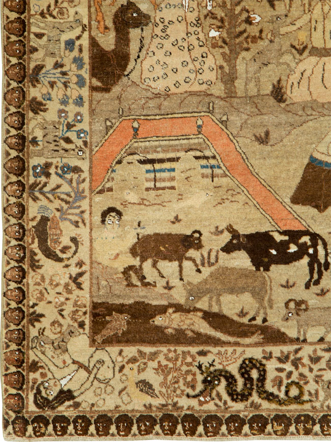 Antique Persian Pictorial Tabriz Rug, No.27817 - Galerie Shabab