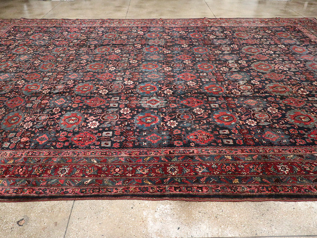 Antique Persian Bidjar Carpet, No.27828 - Galerie Shabab