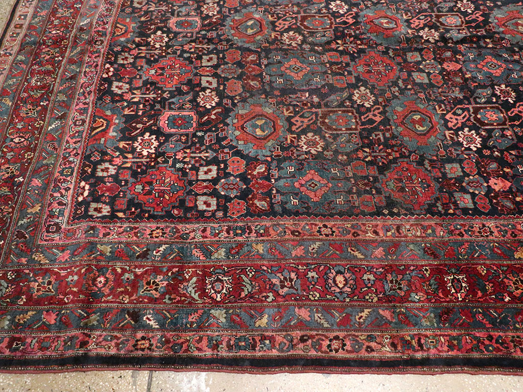Antique Persian Bidjar Carpet, No.27828 - Galerie Shabab