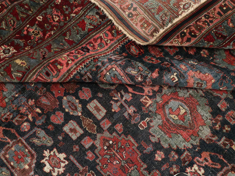 Antique Persian Bidjar Carpet, No.27828 - Galerie Shabab