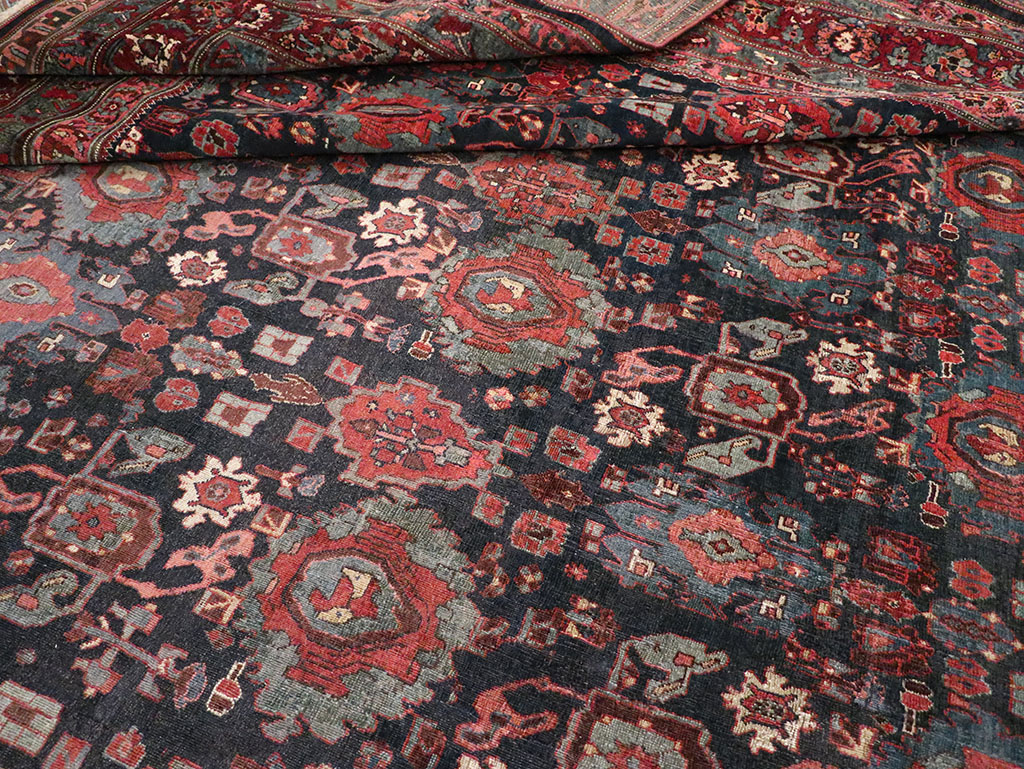 Antique Persian Bidjar Carpet, No.27828 - Galerie Shabab