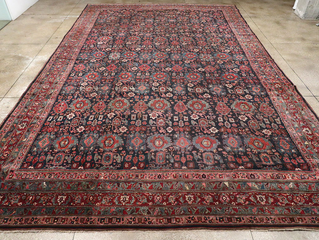 Antique Persian Bidjar Carpet, No.27828 - Galerie Shabab