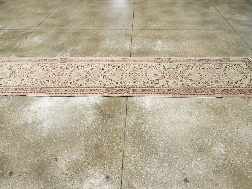 Vintage Persian Hamadan Runner, No.27831 - Galerie Shabab