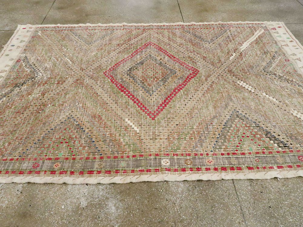 Vintage Turkish Kilim, No.27835 - Galerie Shabab
