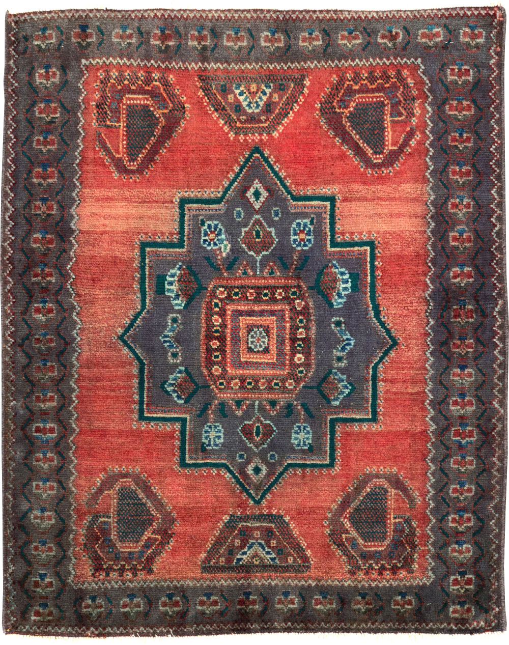 Vintage Persian Hamadan Rug, No.27855 - Galerie Shabab