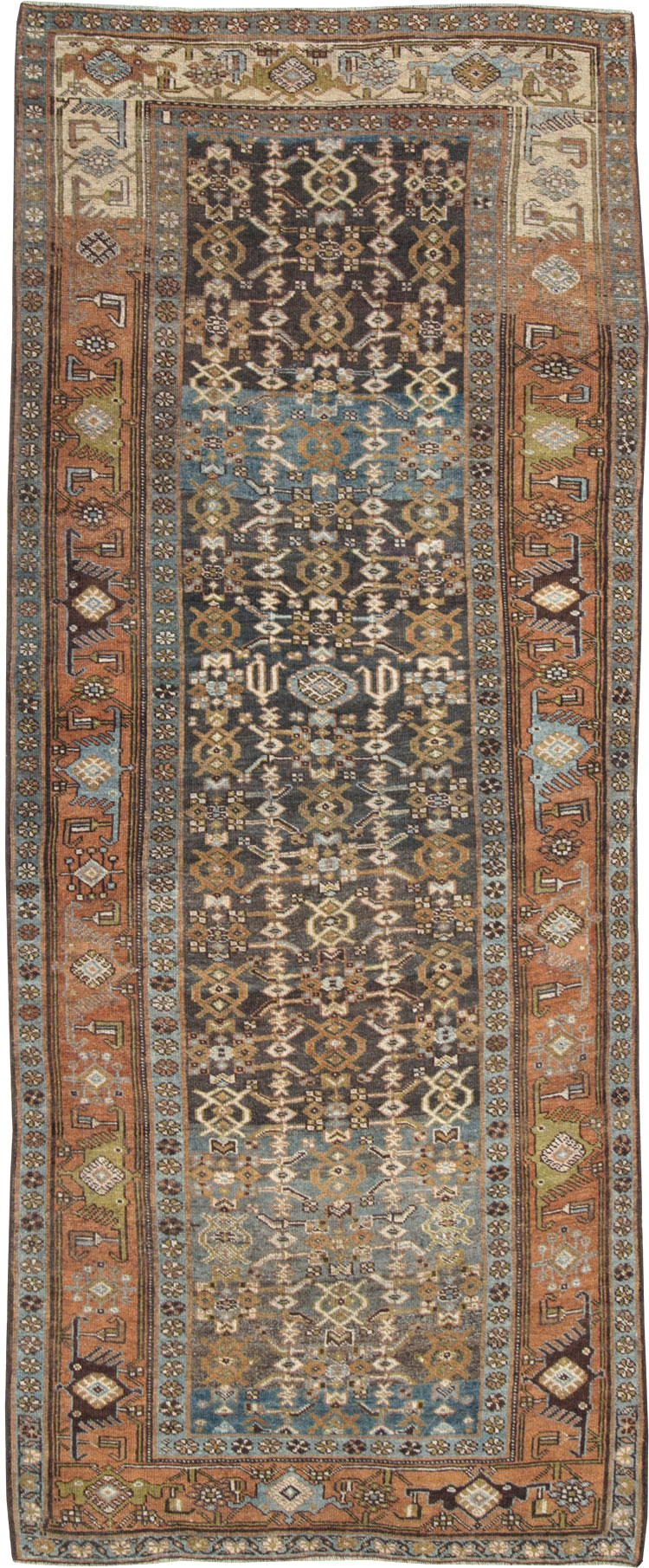 Antique Persian Bidjar Gallery Carpet, No.27860 - Galerie Shabab