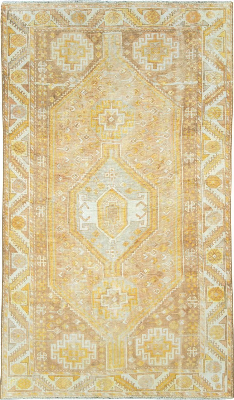 Vintage Persian Cotton Shiraz Rug, No.27872 - Galerie Shabab