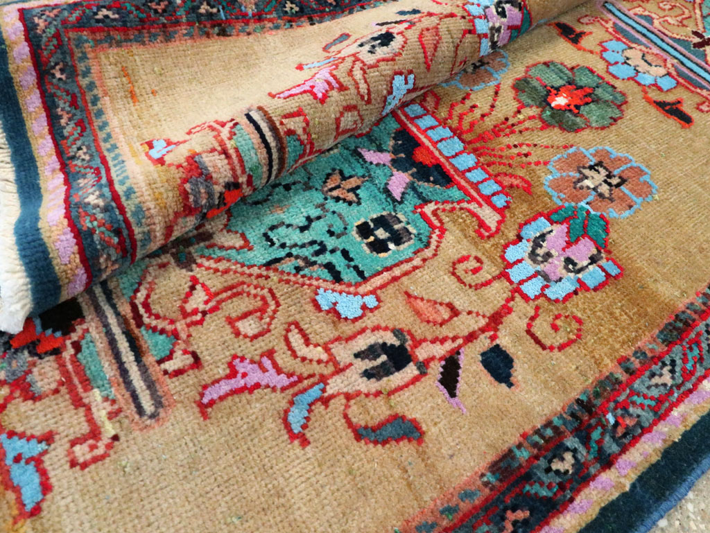 Vintage Persian Sarouk Runner, No.27873 - Galerie Shabab