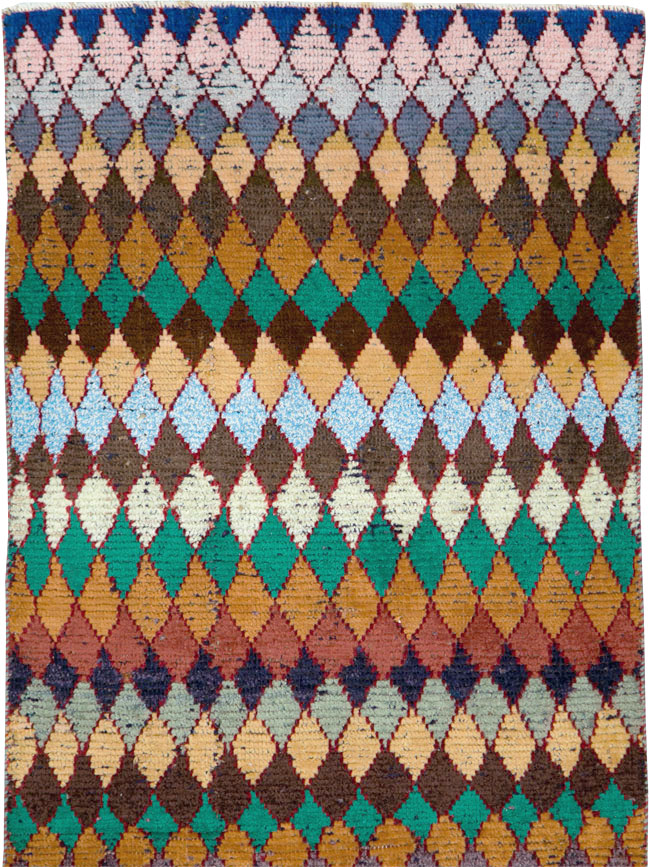 Vintage Persian Shiraz Rug, No.27883 - Galerie Shabab