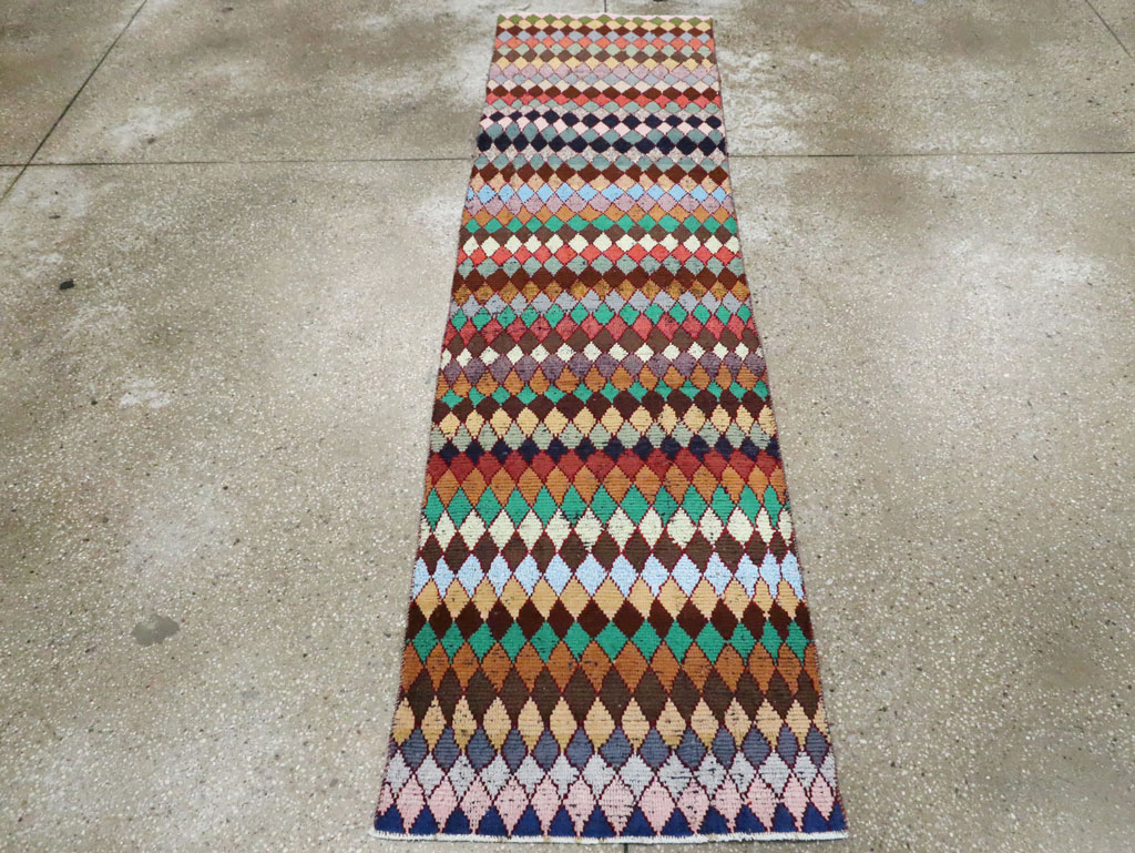 Vintage Persian Shiraz Rug, No.27883 - Galerie Shabab