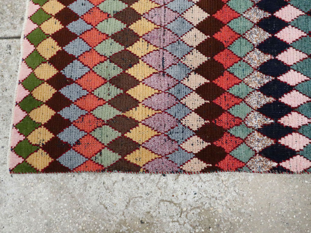 Vintage Persian Shiraz Rug, No.27883 - Galerie Shabab