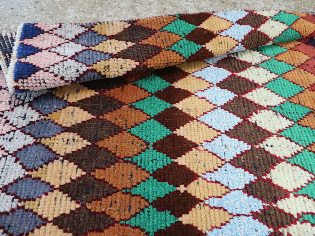 Vintage Persian Shiraz Rug, No.27883 - Galerie Shabab