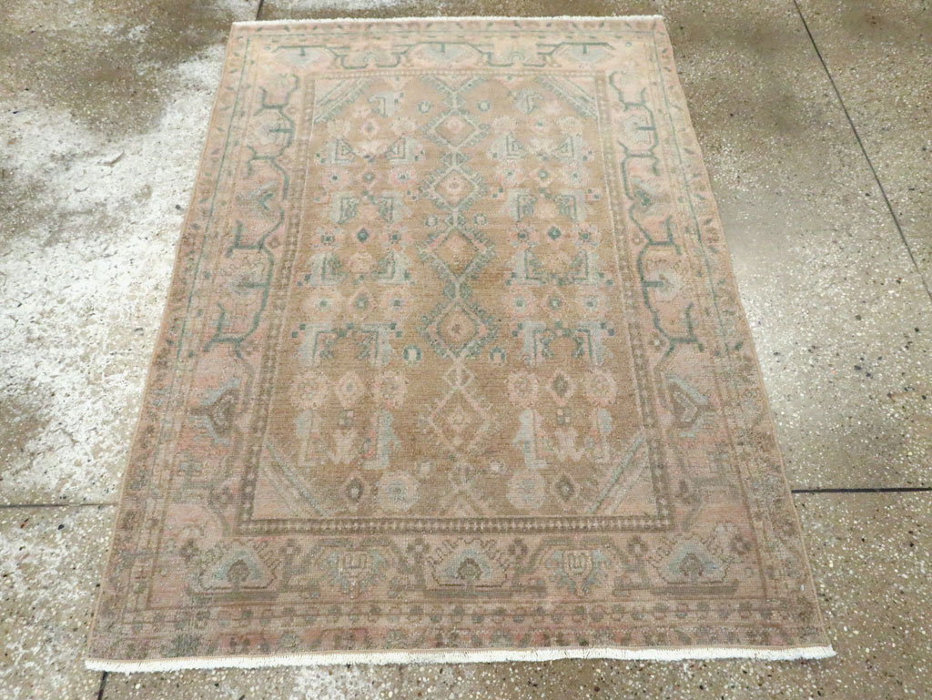 Vintage Persian Malayer Throw Rug, No.27890 - Galerie Shabab