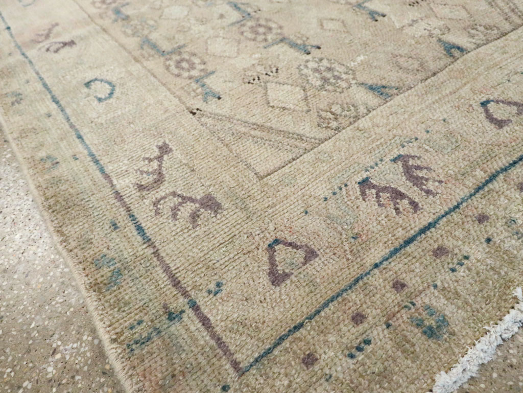 Vintage Persian Malayer Throw Rug, No.27891 - Galerie Shabab
