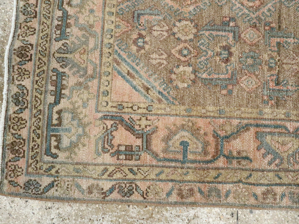 Vintage Persian Malayer Throw Rug, No.27895 - Galerie Shabab