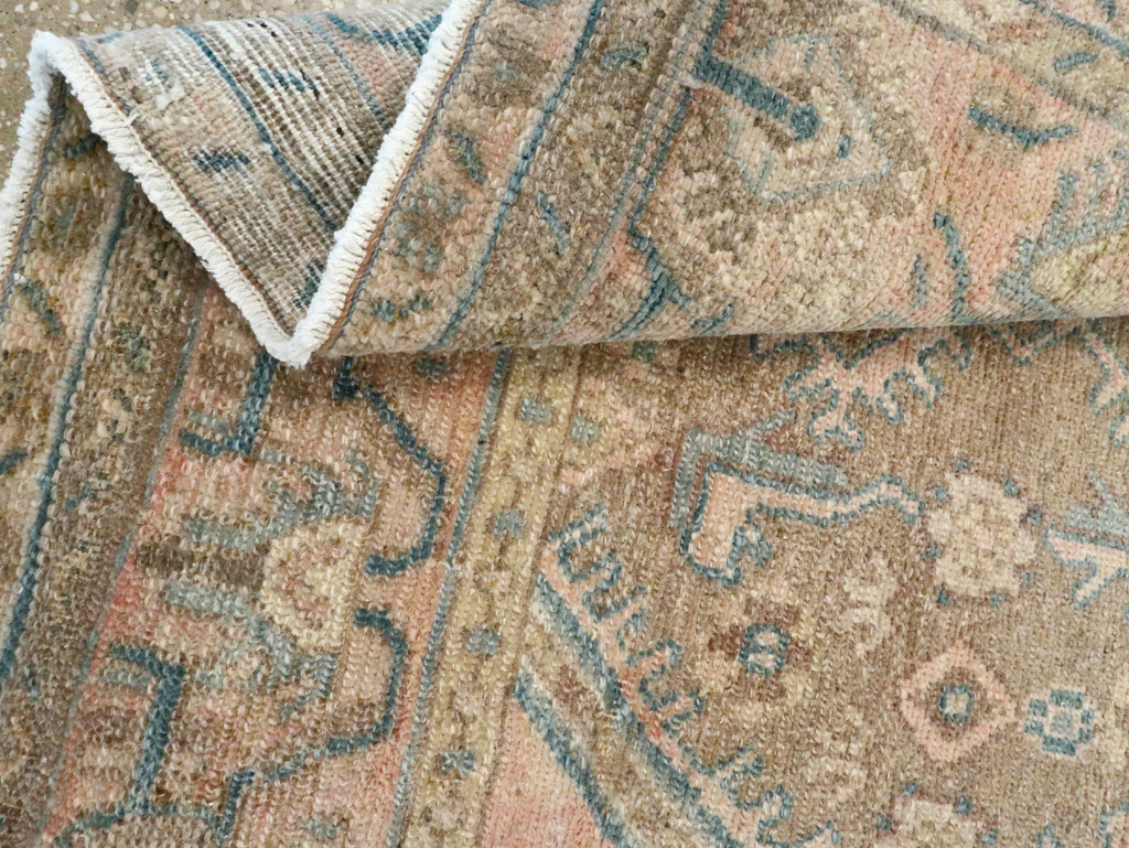 Vintage Persian Malayer Throw Rug, No.27895 - Galerie Shabab