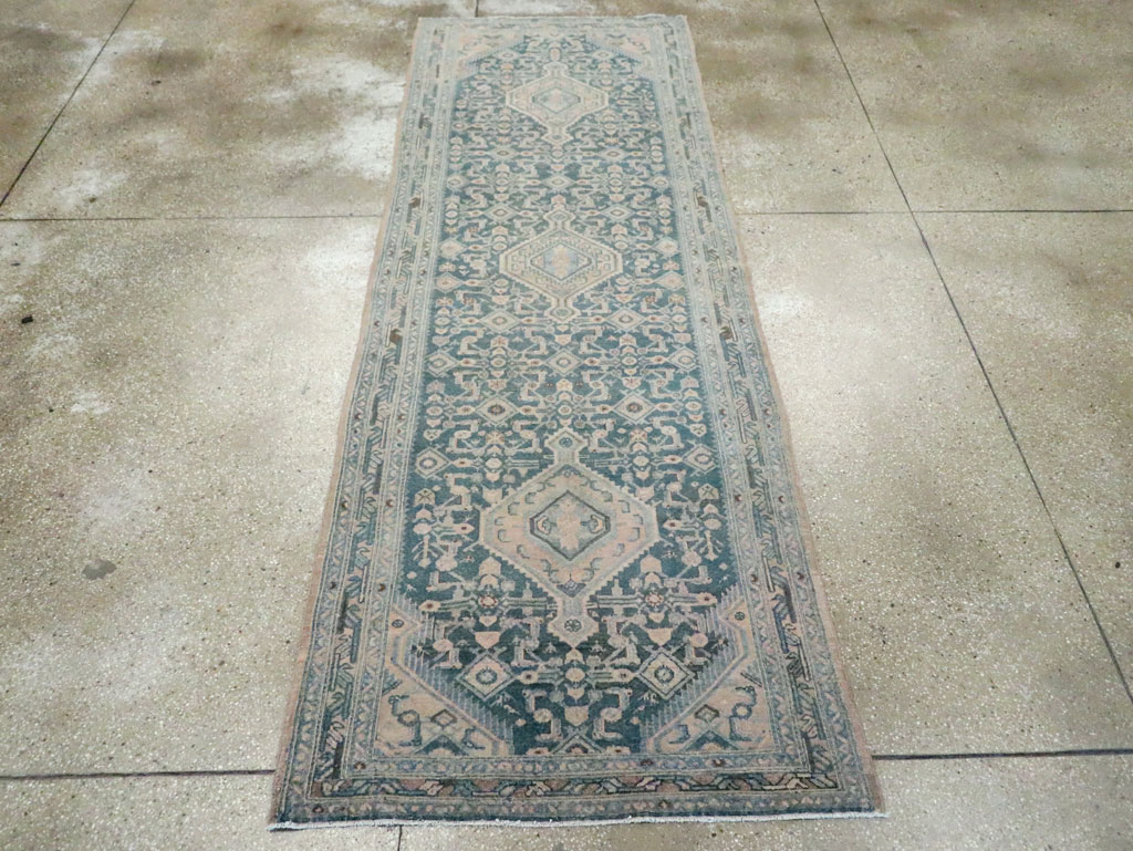 Vintage Persian Malayer Runner, No.27909 - Galerie Shabab