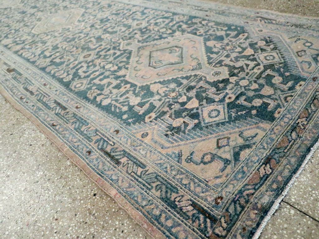 Vintage Persian Malayer Runner, No.27909 - Galerie Shabab