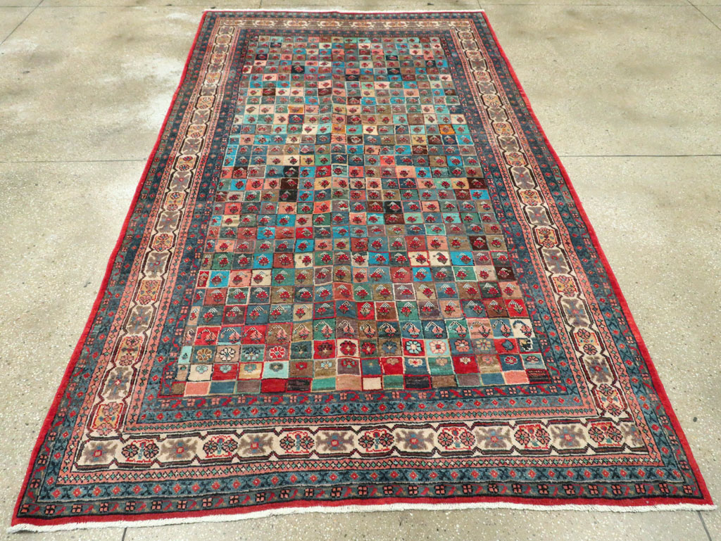 Vintage Persian Mahal Rug, No.27916 - Galerie Shabab