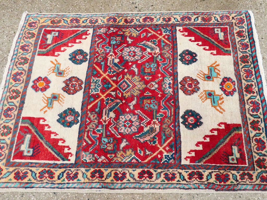 Vintage Persian Mahal Rug, No.27917 - Galerie Shabab