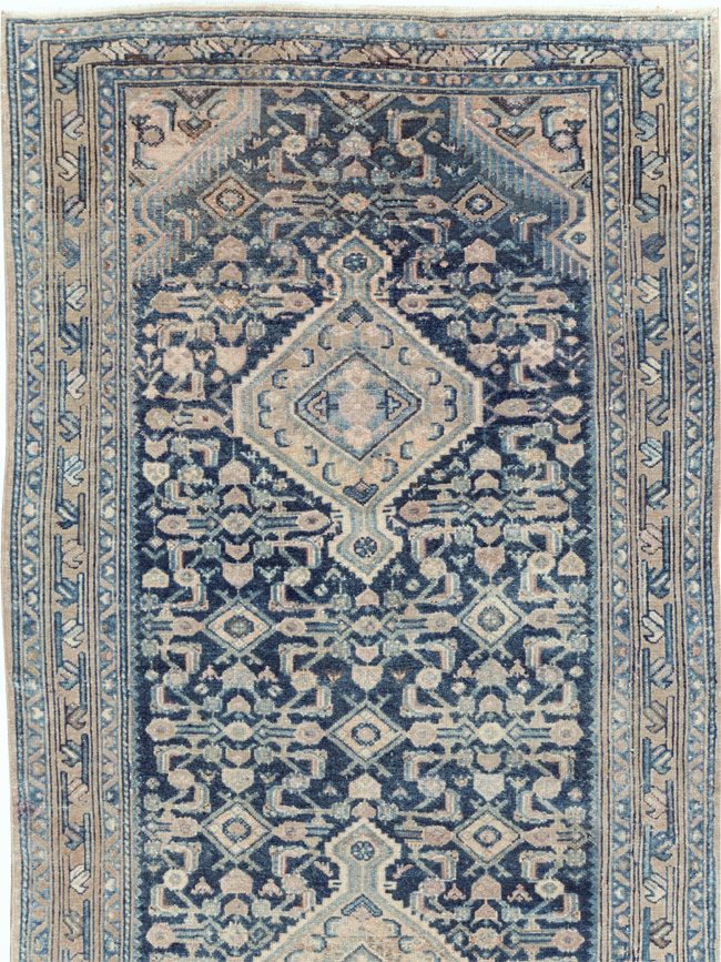 Vintage Persian Malayer Runner, No.27925 - Galerie Shabab
