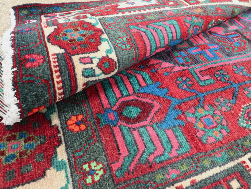 Vintage Persian Hamadan Accent Rug, No.27937 - Galerie Shabab