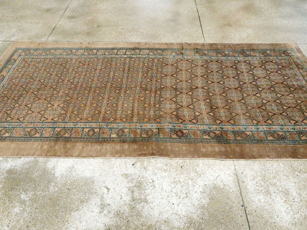 Antique Persian Serab Gallery Rug, No.27938 - Galerie Shabab