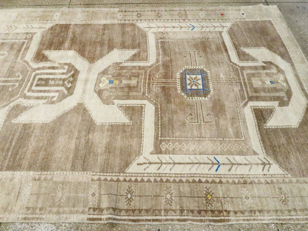 Vintage Turkish Oushak Rug, No.27947 - Galerie Shabab