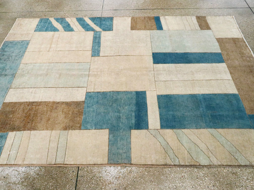 Vintage Turkish Anatolian Art Deco Accent Rug Inspired By Edward McKnight Kauffer, No.27948 - Galerie Shabab