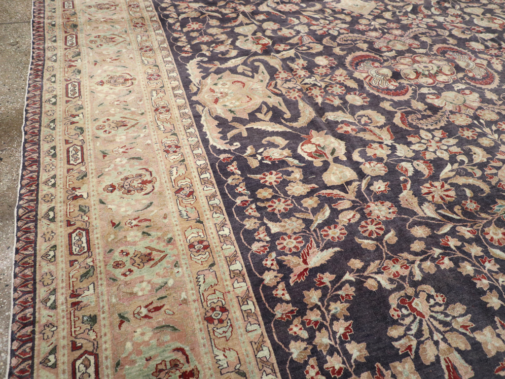 Vintage Persian Sarouk Carpet, No.27951 - Galerie Shabab
