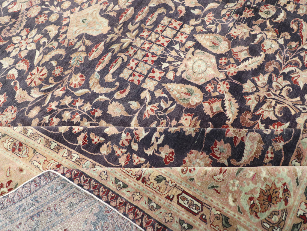 Vintage Persian Sarouk Carpet, No.27951 - Galerie Shabab
