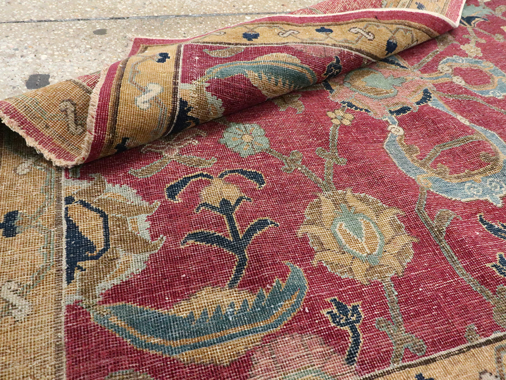 17th Century Antique Indo-Persian Isfahan Runner, No.27969 - Galerie Shabab