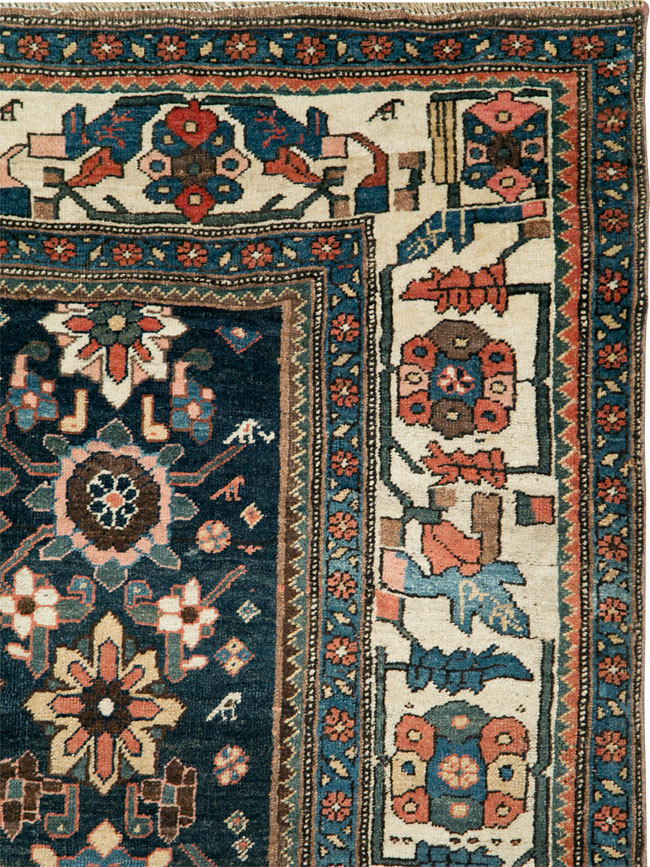 Antique Persian Bidjar Rug, No.27970 - Galerie Shabab