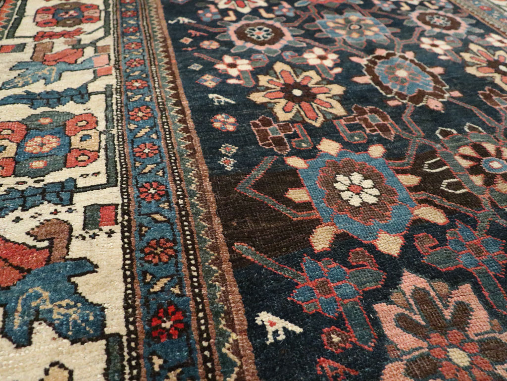 Antique Persian Bidjar Rug, No.27970 - Galerie Shabab