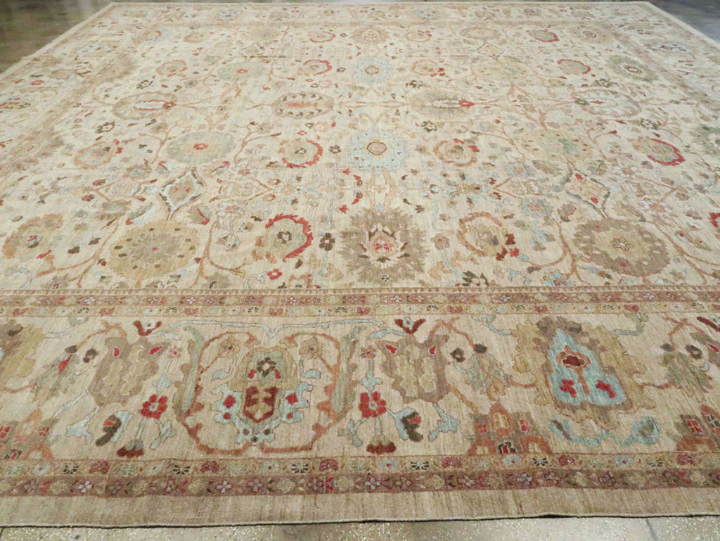 Modern Persian Sultanabad Oversize Square Carpet, No.27972 - Galerie Shabab