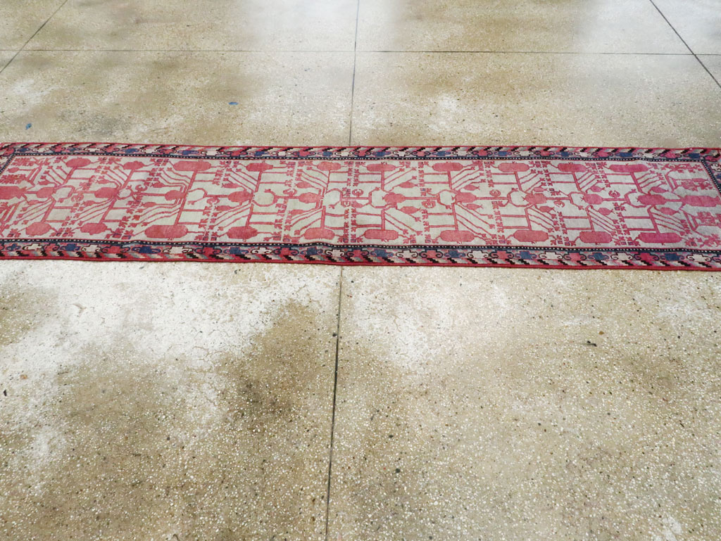 Antique Khotan Runner, No.27977 - Galerie Shabab