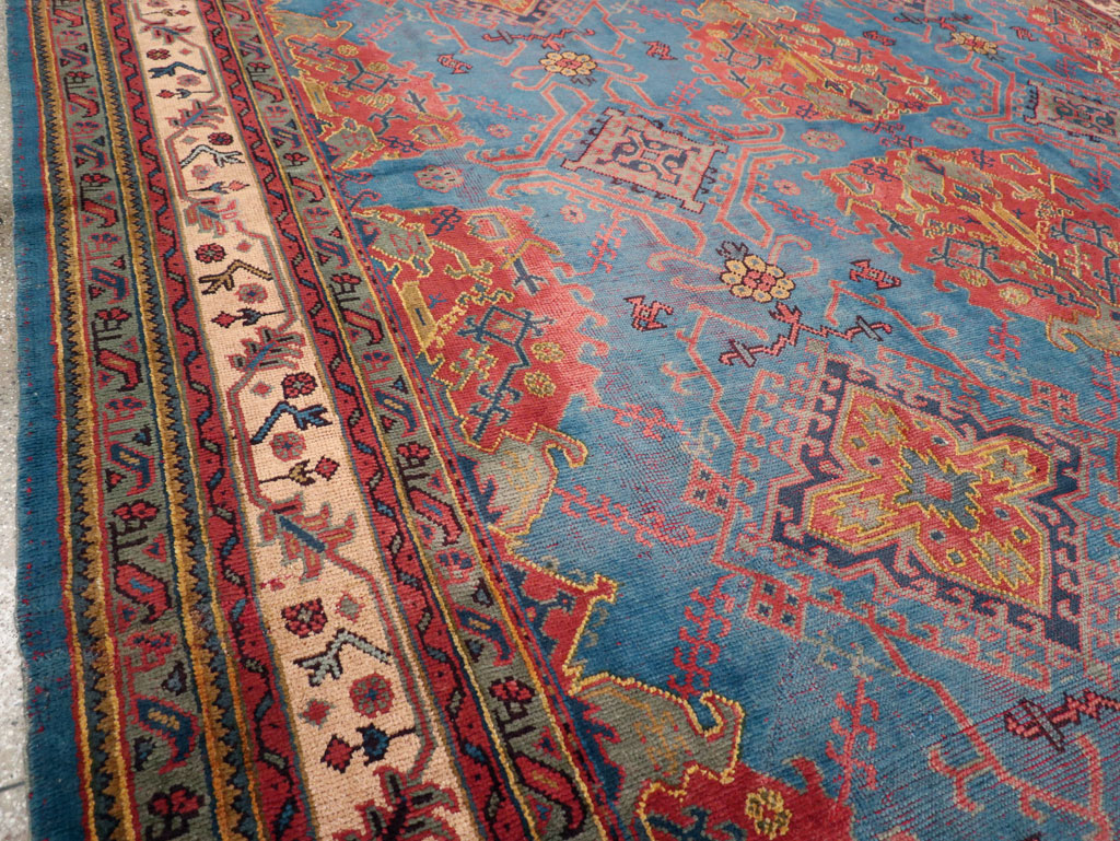 Antique Oushak Carpet, No.27979 - Galerie Shabab
