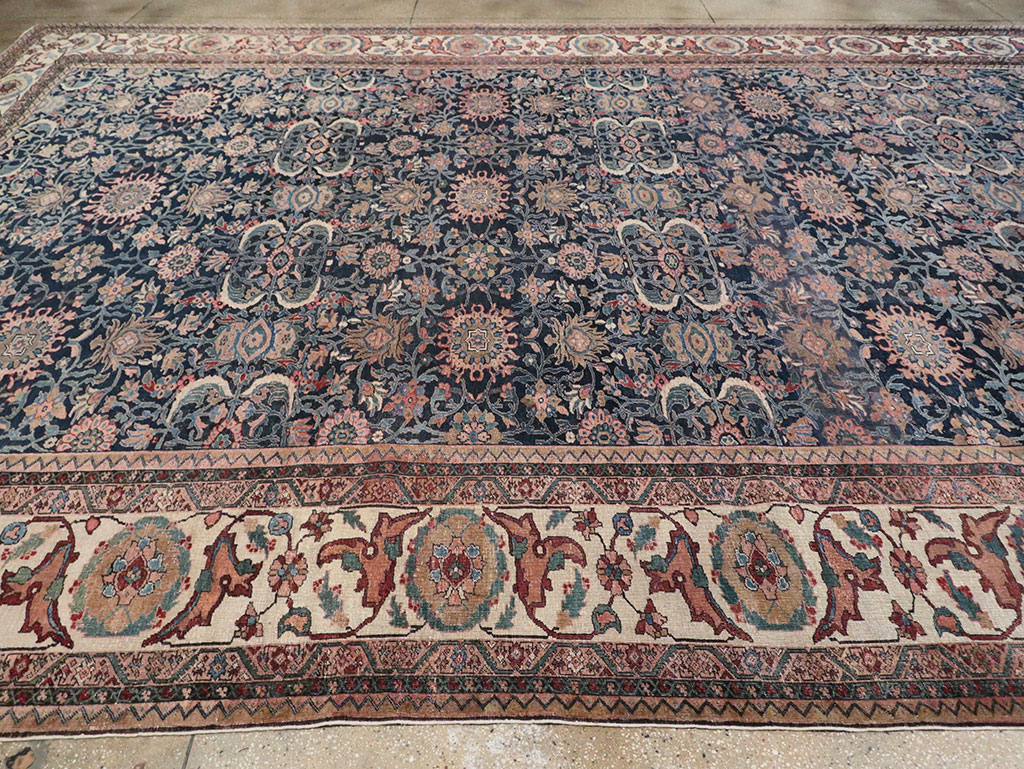 Antique Persian Malayer Carpet, No.27983 - Galerie Shabab