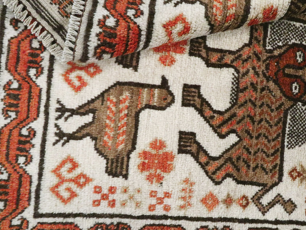 Vintage Persian Pictorial Gabbeh Throw Rug, No.27985 - Galerie Shabab