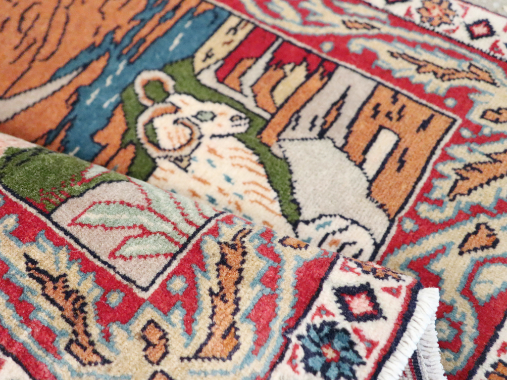 Vintage Persian Sarouk Rug, No.27988 - Galerie Shabab