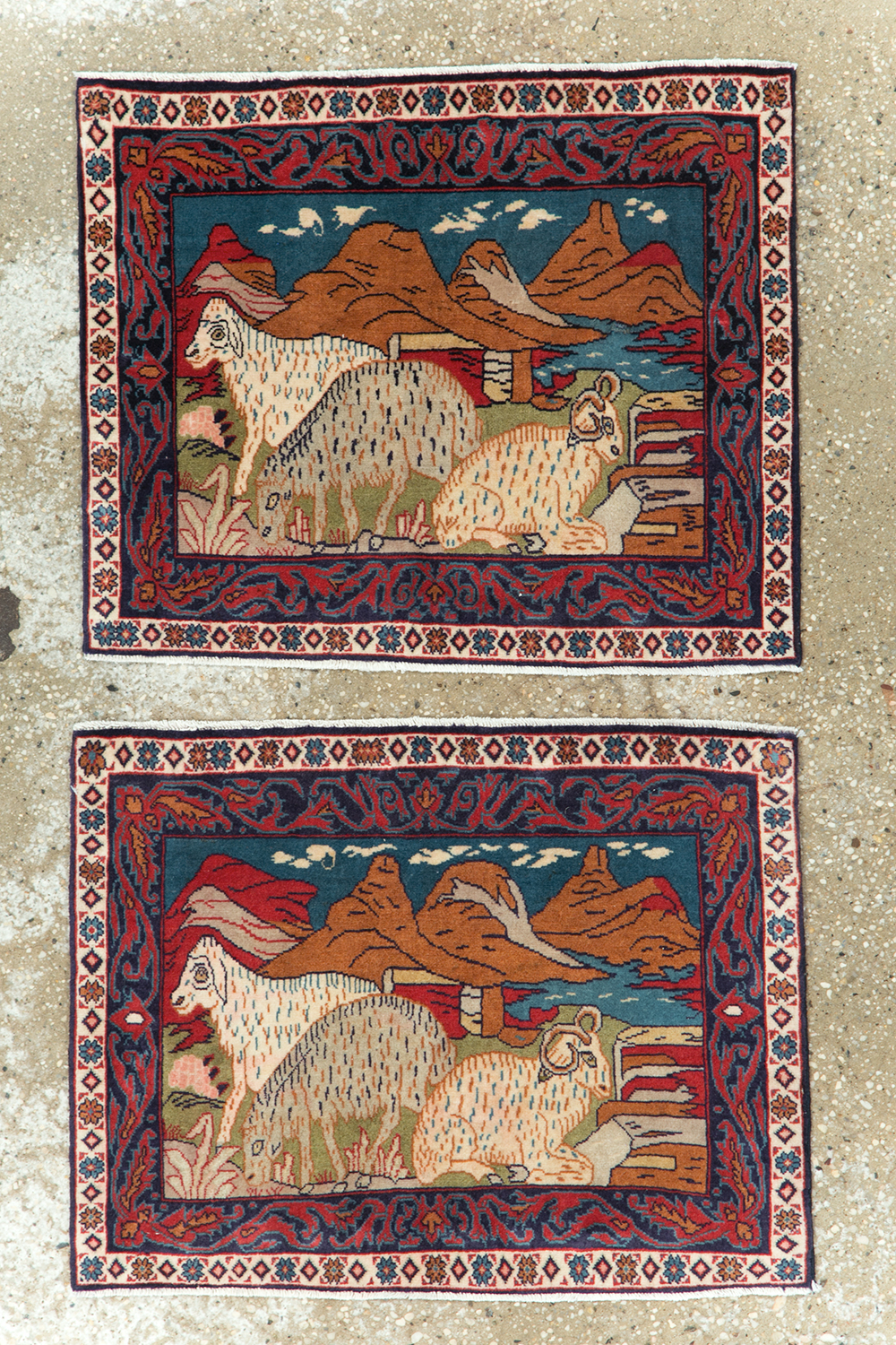 Vintage Persian Sarouk Pictorial Throw Rug (Pair: 2 of 2), No.27995 - Galerie Shabab