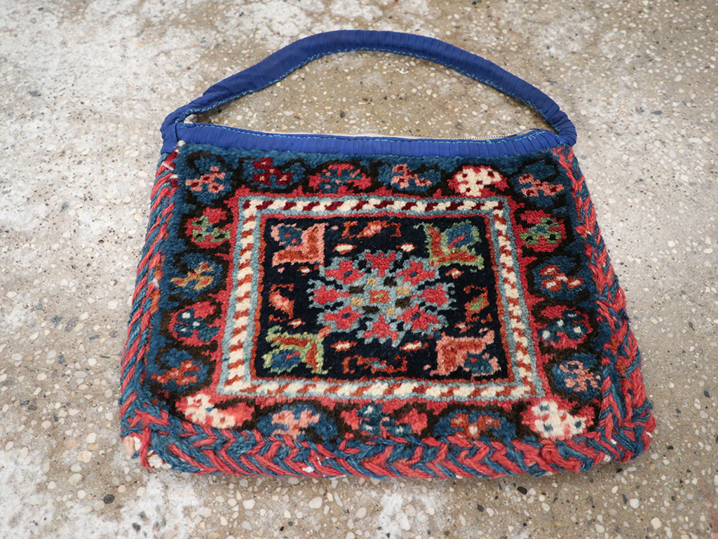 Vintage Persian Kurdish Bag, No.27996 - Galerie Shabab