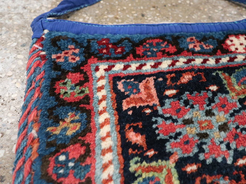Vintage Persian Kurdish Bag, No.27996 - Galerie Shabab