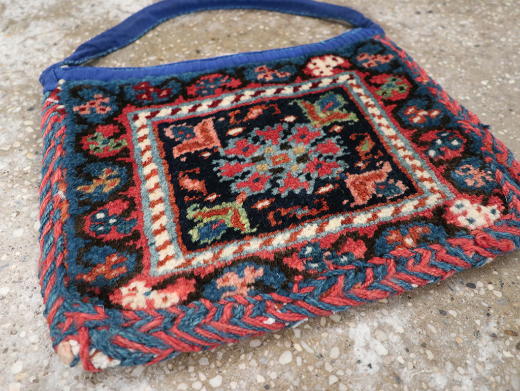 Vintage Persian Kurdish Bag, No.27996 - Galerie Shabab