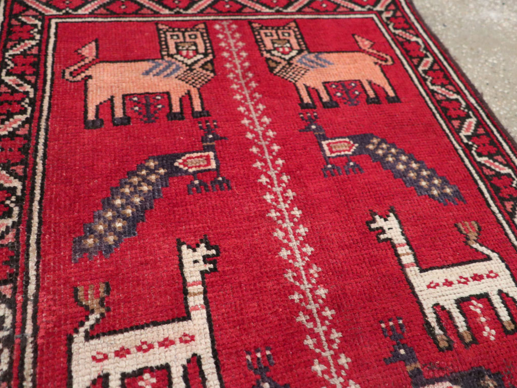 Vintage Persian Baluch Pictorial Rug, No.28001 - Galerie Shabab